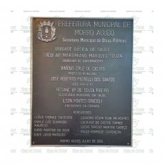 Placa de Inauguração em alumínio fundido para Prefeituras tamanho de 70 x 56 cm.